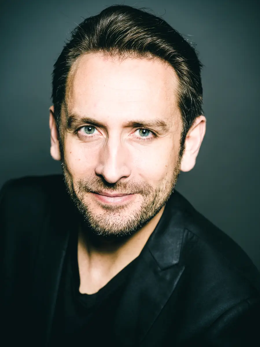 Claude Gérard Production présente Faut Rigoler - Tournée 2023